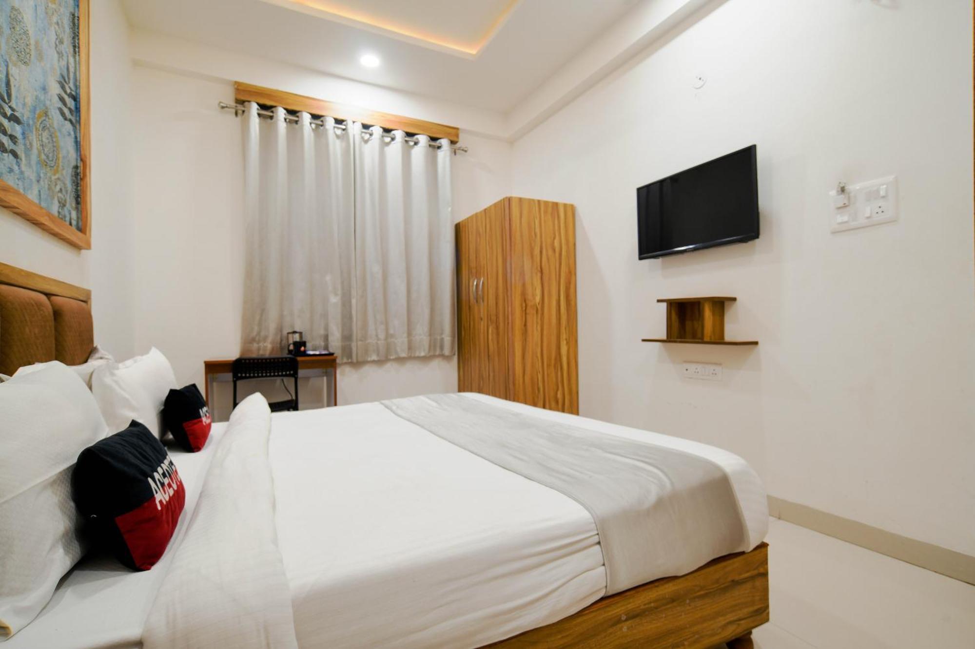 Aceotel Inn Flamingo Indore Buitenkant foto