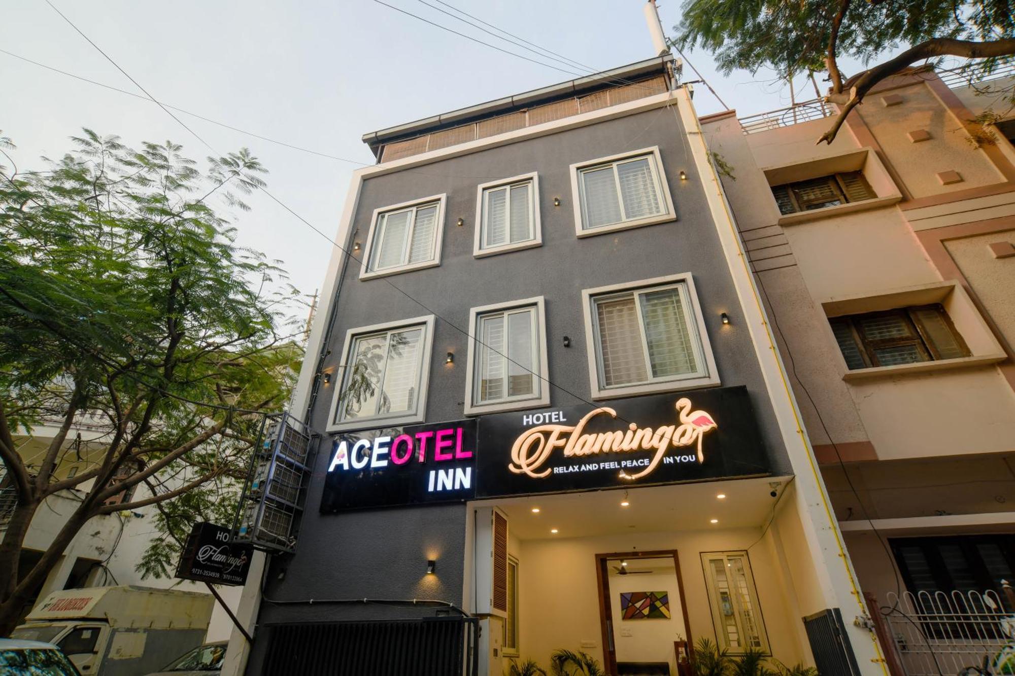 Aceotel Inn Flamingo Indore Buitenkant foto