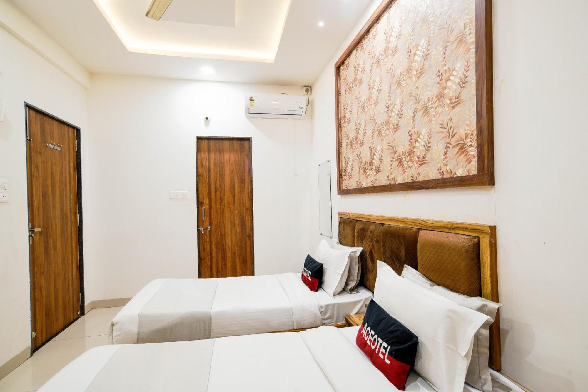 Aceotel Inn Flamingo Indore Buitenkant foto