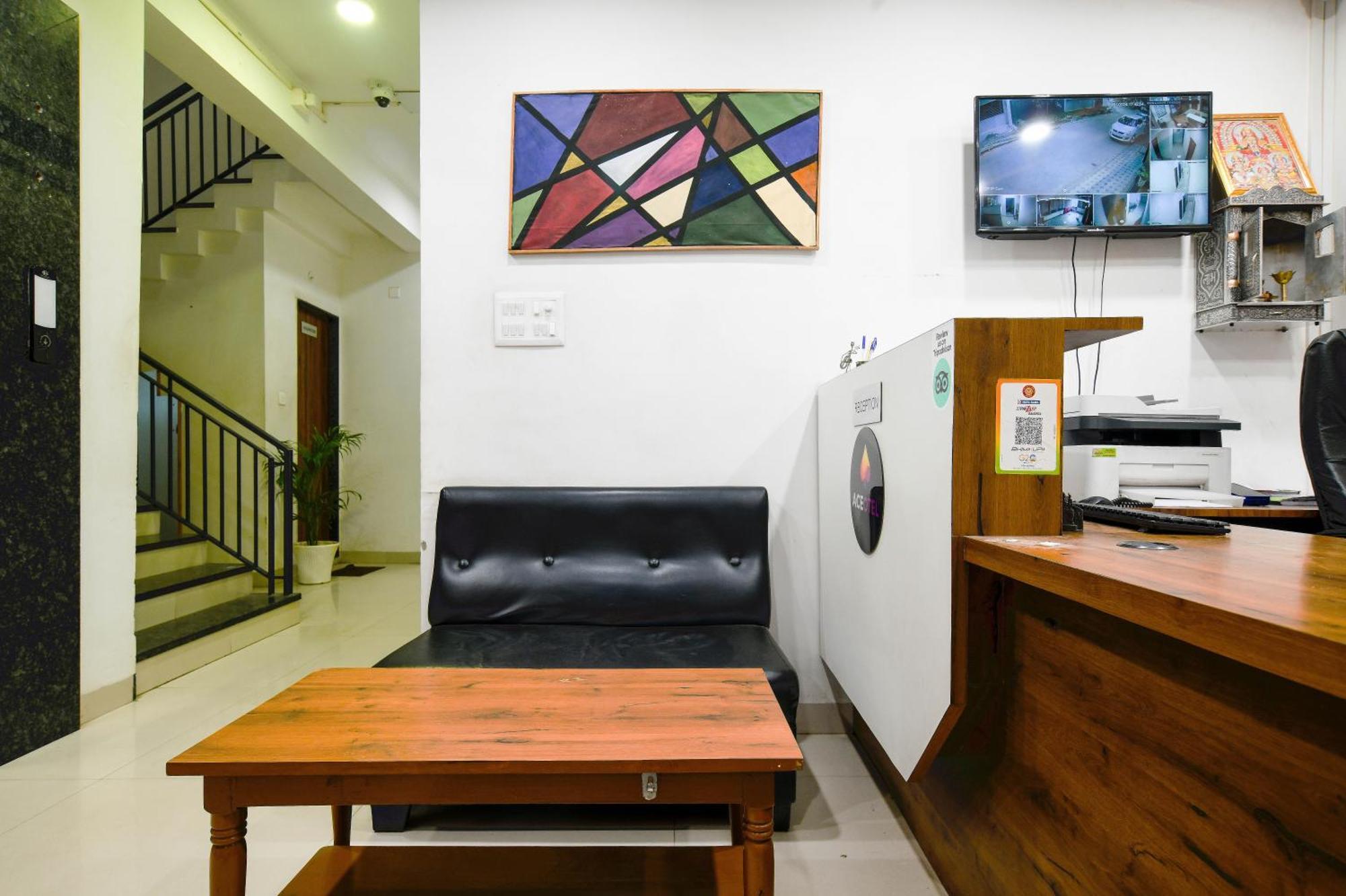 Aceotel Inn Flamingo Indore Buitenkant foto