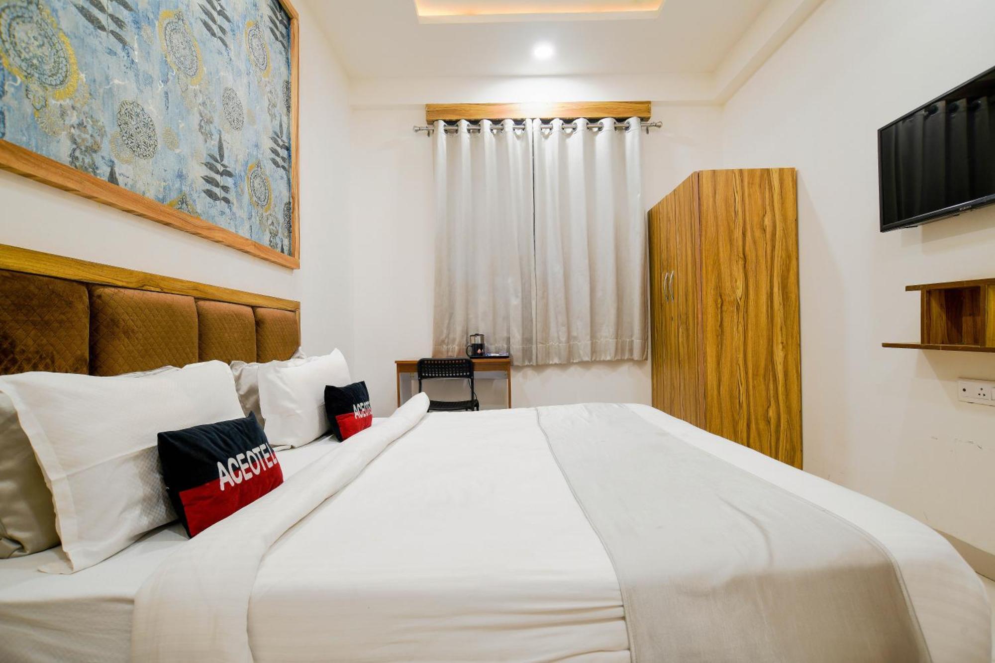 Aceotel Inn Flamingo Indore Buitenkant foto